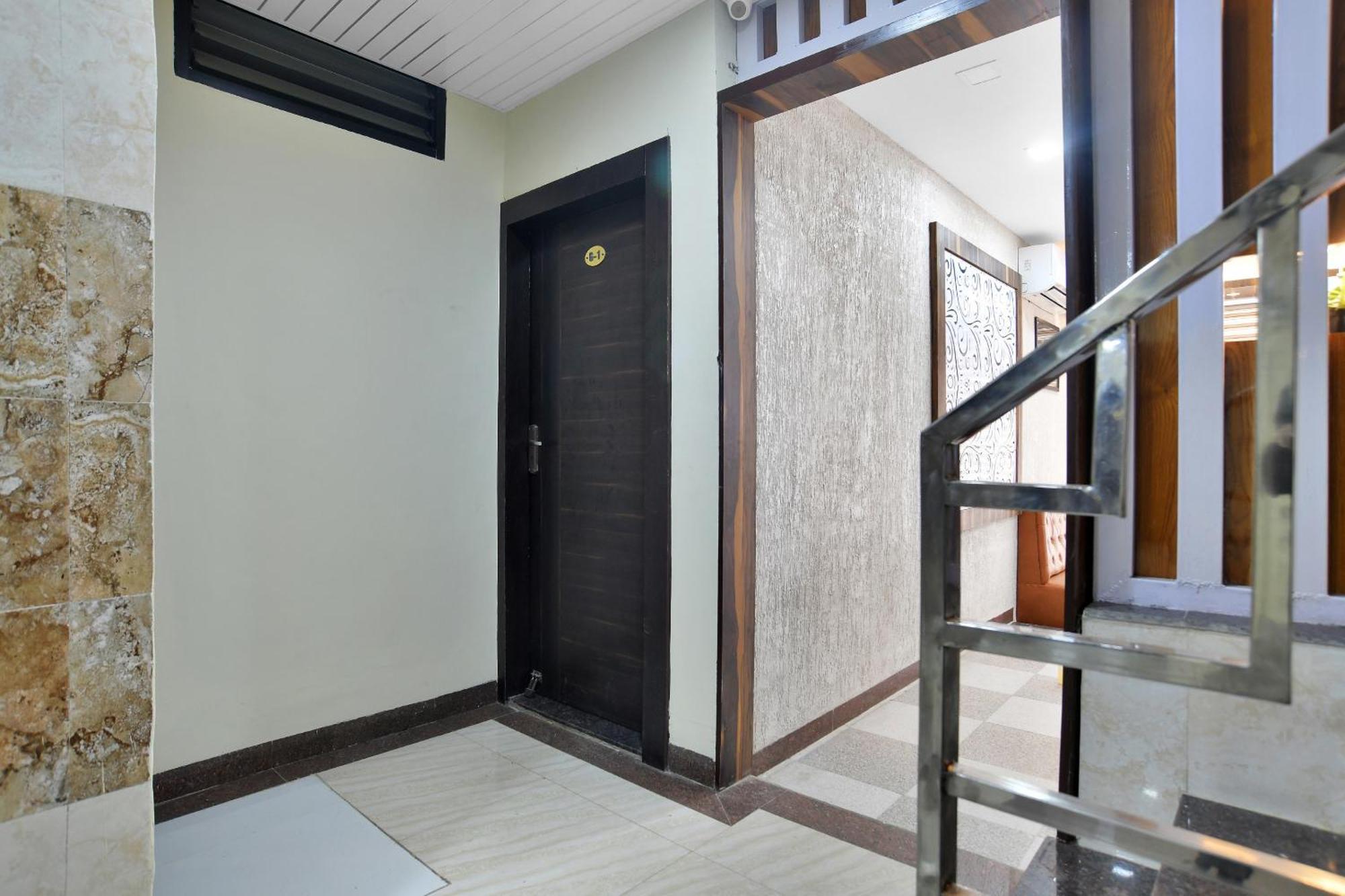 Hotel O Zodiac Indore Exteriör bild