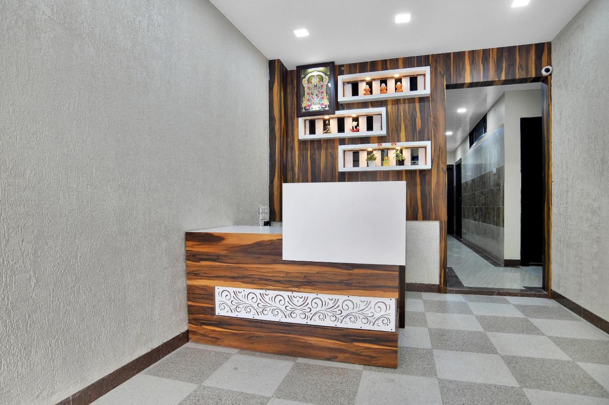 Hotel O Zodiac Indore Exteriör bild