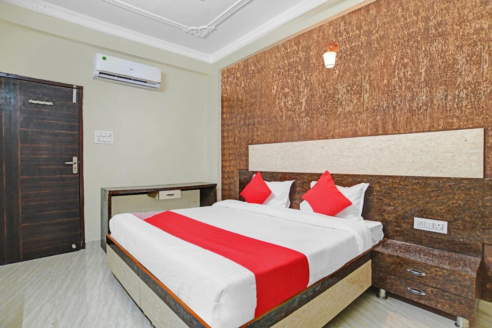 Hotel O Zodiac Indore Exteriör bild