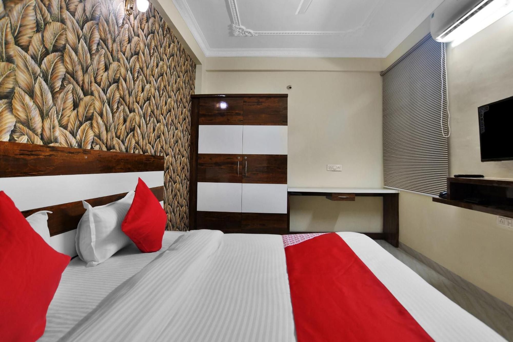 Hotel O Zodiac Indore Exteriör bild