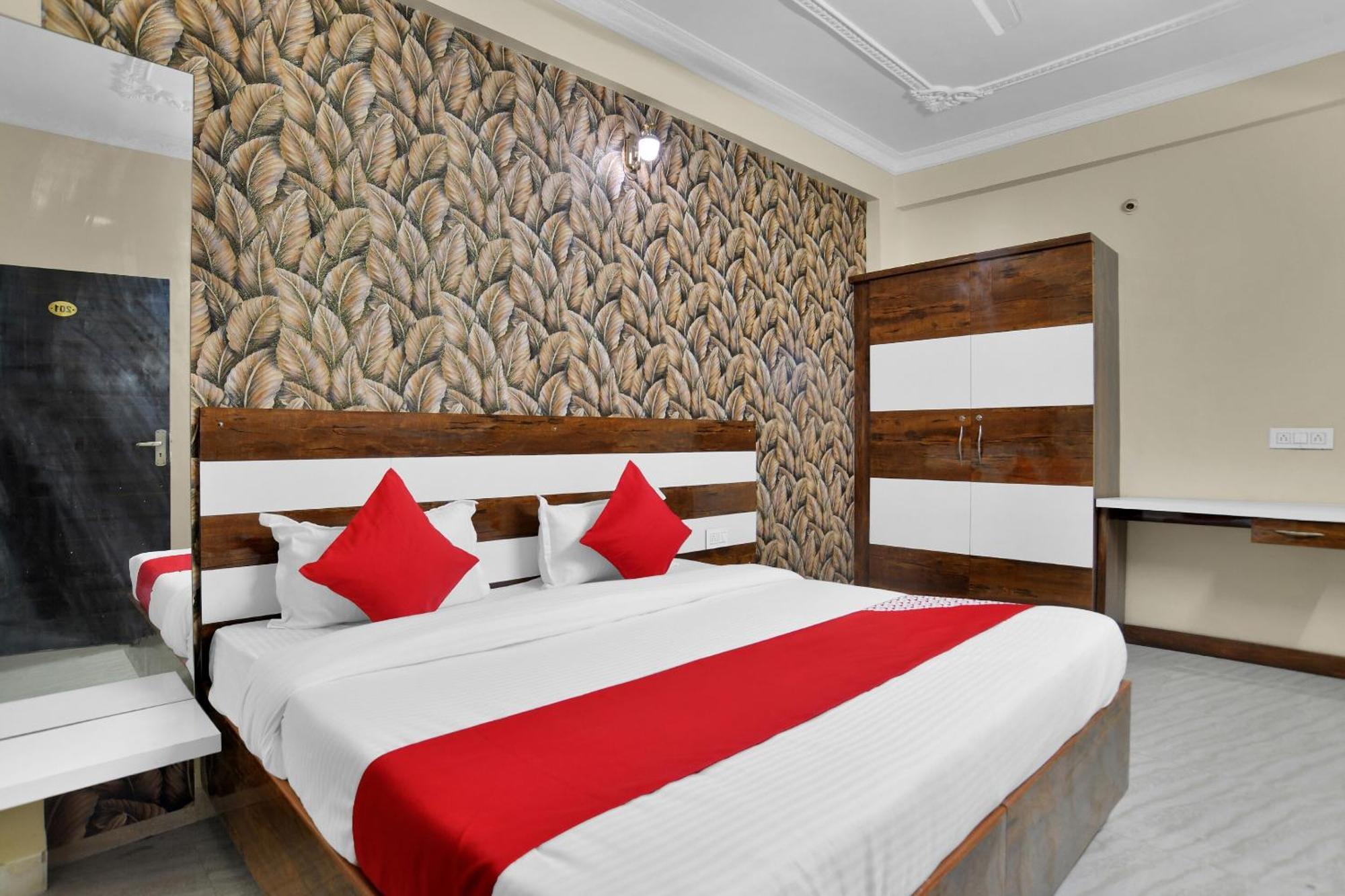 Hotel O Zodiac Indore Exteriör bild